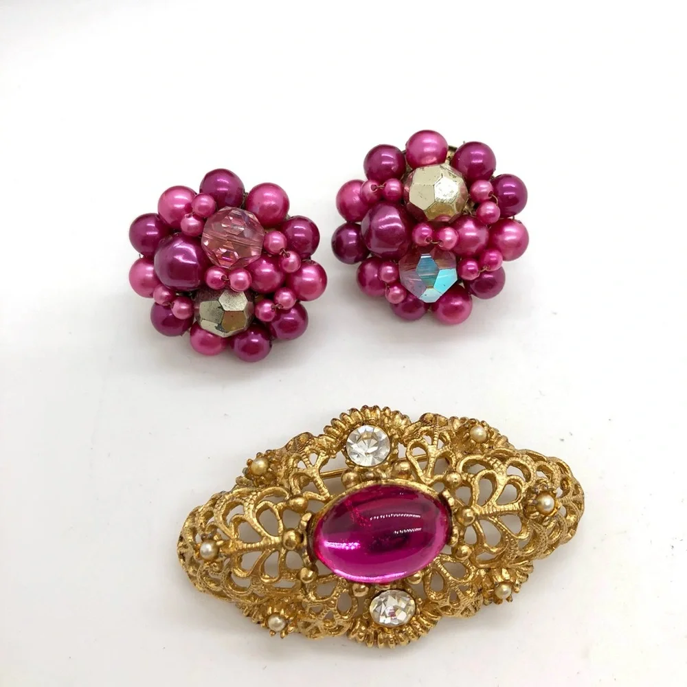 Vintage Pink Rhinestone Brooch & Earrings